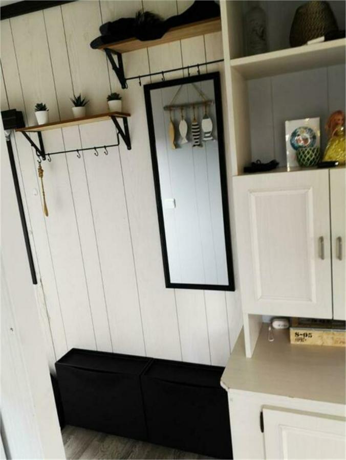 Tiny Beachhouse Belgium, Wenduine Hotel Bagian luar foto