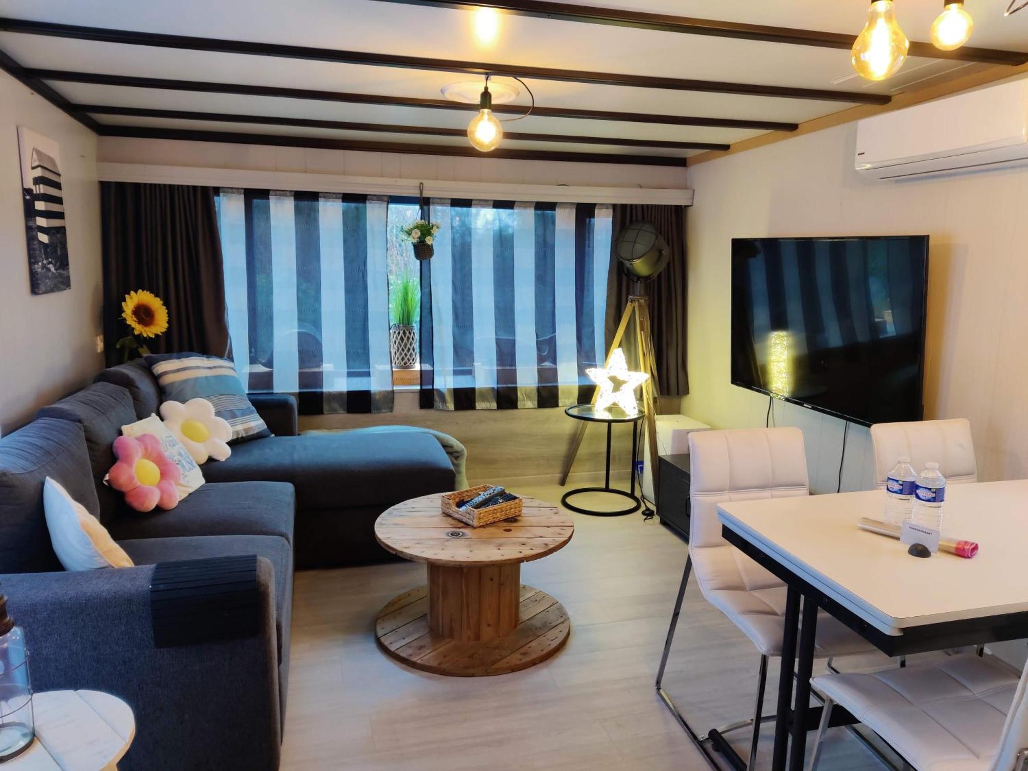 Tiny Beachhouse Belgium, Wenduine Hotel Bagian luar foto
